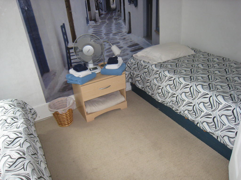 Poppi'S Guesthouse レベルストーク 部屋 写真